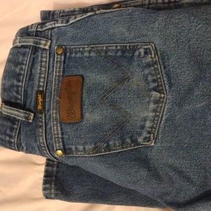 Wrangler 47 MWZPW  size 34 x32